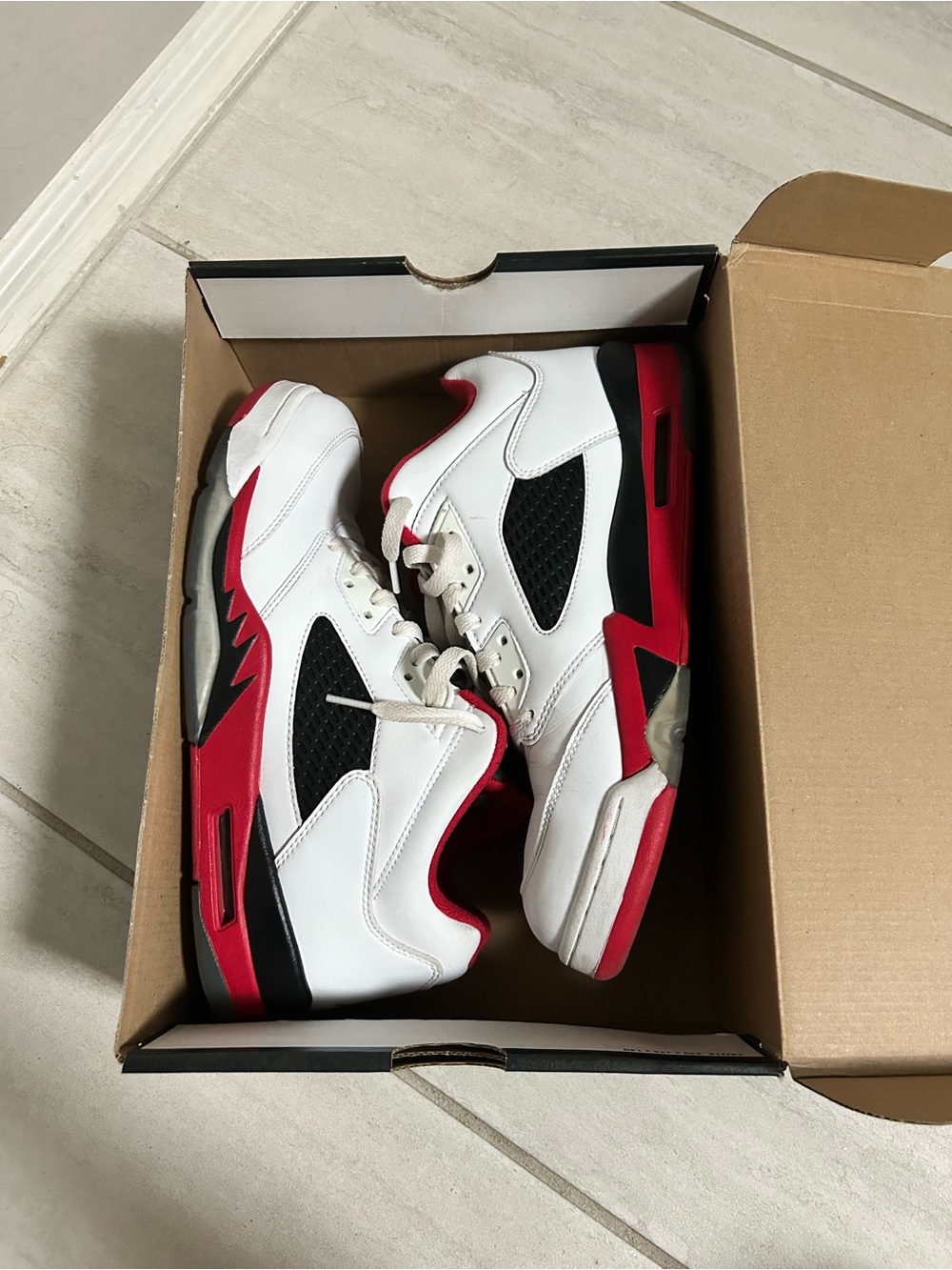 Men’s Nike Air Jordan 5 Retro